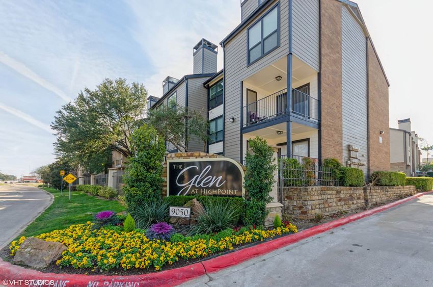 Property Entrance at The Glen at Highpoint, Dallas, TX, 75243 - Photo Gallery 1